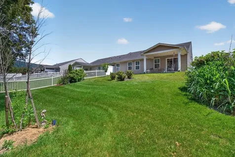 33 South Peak Drive Mcgaheysville VA 22840