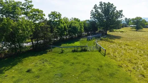 2010 Knightly Mill Road New Hope VA 24469