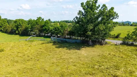 2010 Knightly Mill Road New Hope VA 24469