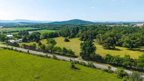 2010 Knightly Mill Road New Hope VA 24469