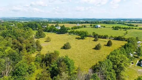 2010 Knightly Mill Road New Hope VA 24469