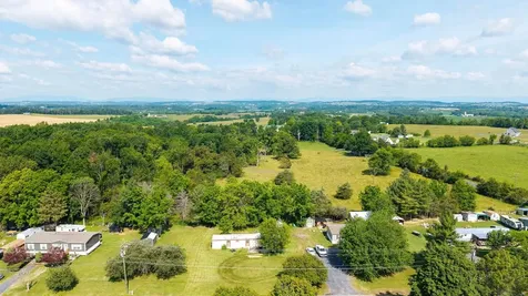 2010 Knightly Mill Road New Hope VA 24469