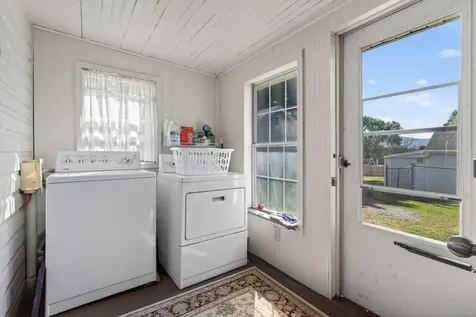 33 Marye Lane N Luray VA 22835