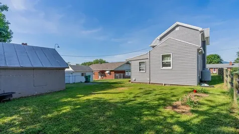 33 Marye Lane N Luray VA 22835