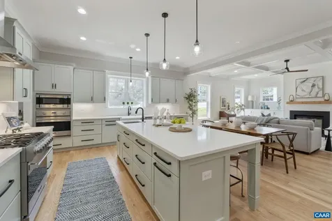 1603 Griffen Grove Charlottesville VA 22901