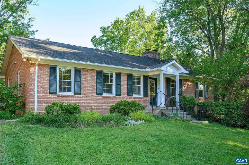 112 Bollingbrook Drive Charlottesville VA 22911