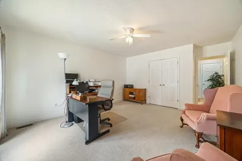 35 Hickory Nut Lane Staunton VA 24401