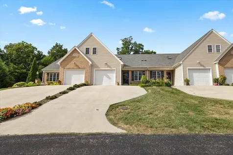 35 Hickory Nut Lane Staunton VA 24401