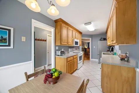 35 Hickory Nut Lane Staunton VA 24401