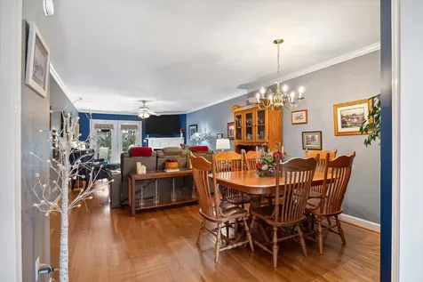 35 Hickory Nut Lane Staunton VA 24401