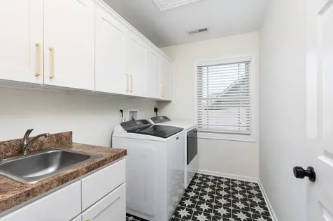 30 Windsong Court S Fishersville VA 22939