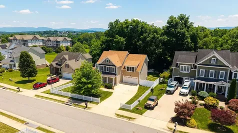 30 Windsong Court S Fishersville VA 22939