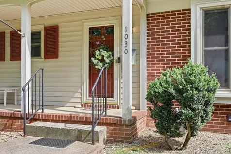 1030 Woodrow Avenue Waynesboro VA 22980