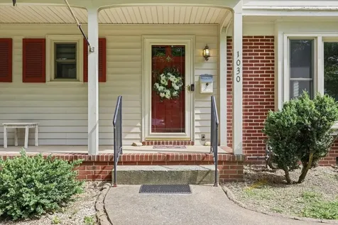 1030 Woodrow Avenue Waynesboro VA 22980