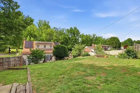 1030 Woodrow Avenue Waynesboro VA 22980