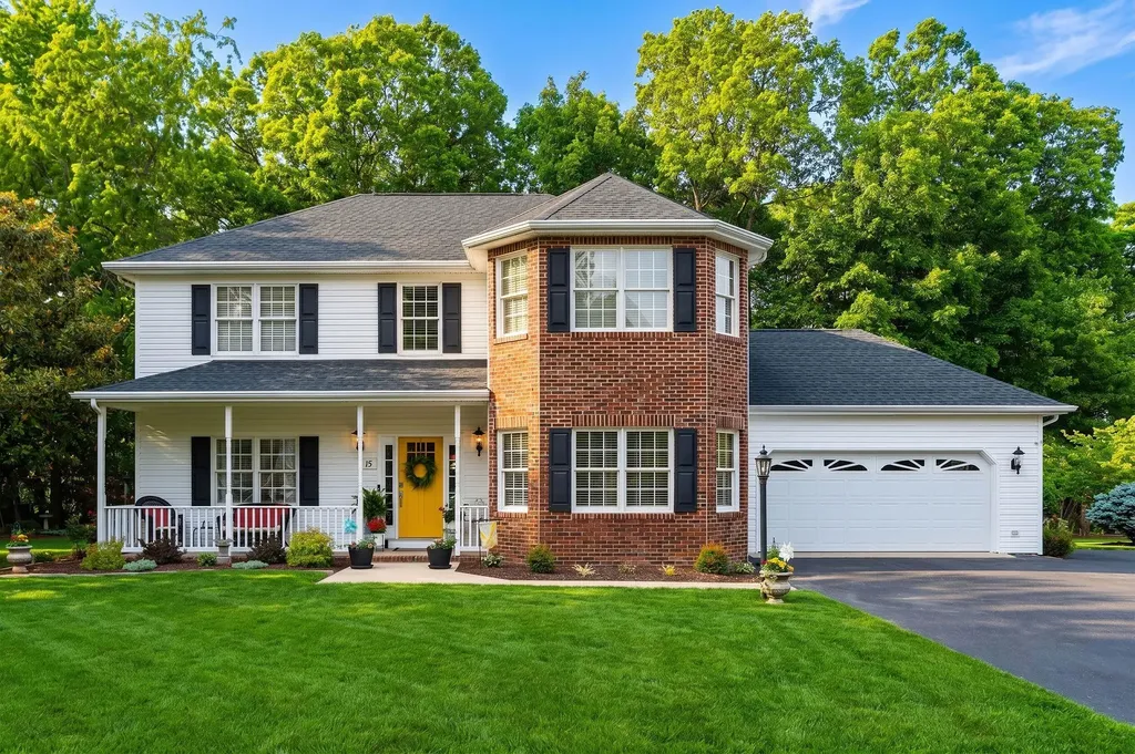 15 Rutherford Lane Stuarts Draft VA 24477