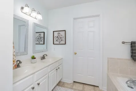 15 Rutherford Lane Stuarts Draft VA 24477