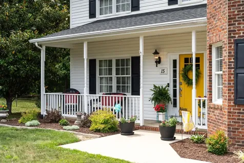 15 Rutherford Lane Stuarts Draft VA 24477