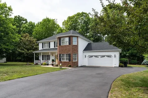 15 Rutherford Lane Stuarts Draft VA 24477