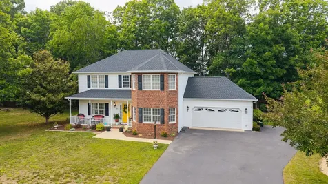 15 Rutherford Lane Stuarts Draft VA 24477