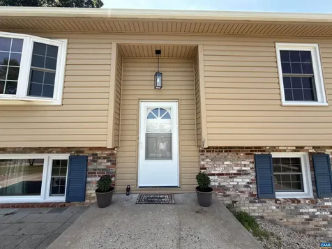 665 Gloria Place Staunton VA 24401