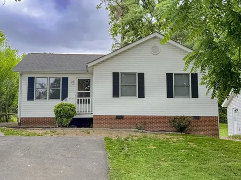 319 Westwood Boulevard Staunton VA 24401