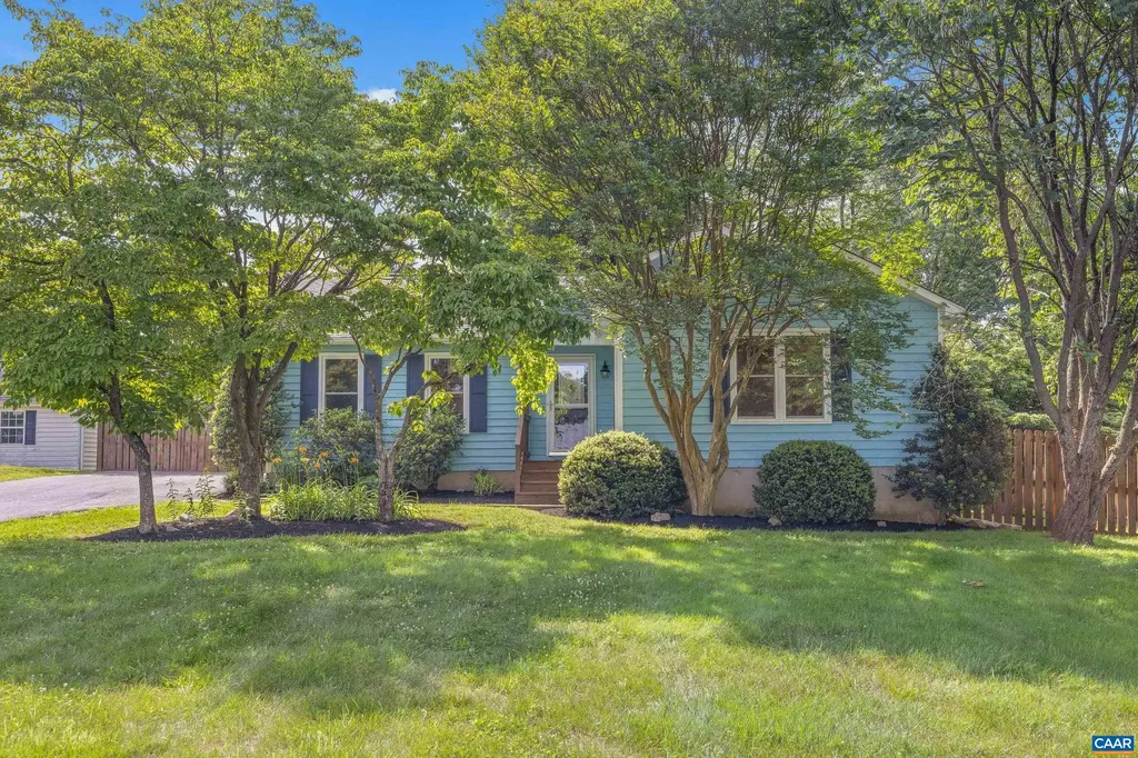 51 Lillian Street Ruckersville VA 22968