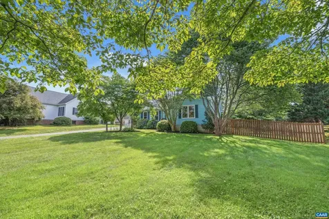 51 Lillian Street Ruckersville VA 22968