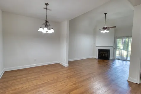 10 Abbey Court Fishersville VA 22939
