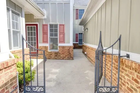 10 Abbey Court Fishersville VA 22939