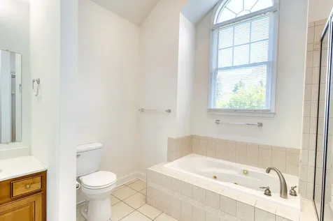 10 Abbey Court Fishersville VA 22939