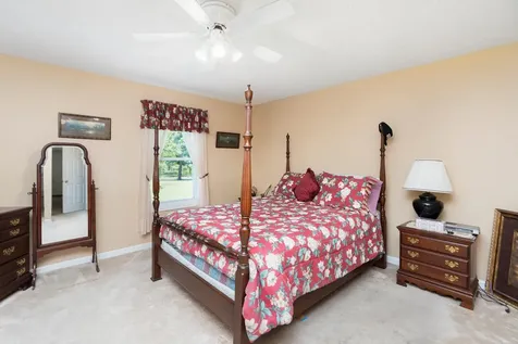 1802 River Road N Mount Solon VA 22843