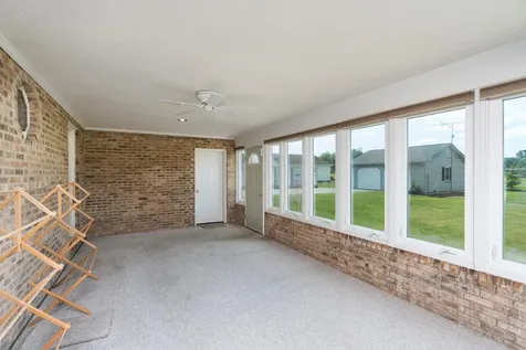 1802 River Road N Mount Solon VA 22843