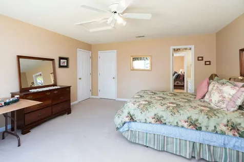 1802 River Road N Mount Solon VA 22843