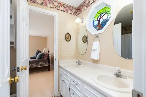 1802 River Road N Mount Solon VA 22843