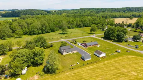 1802 River Road N Mount Solon VA 22843