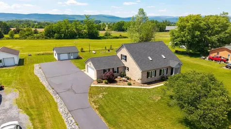 1802 River Road N Mount Solon VA 22843