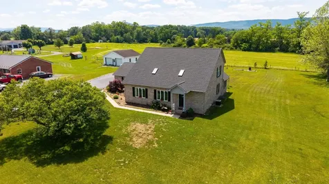 1802 River Road N Mount Solon VA 22843