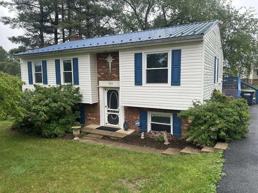 922 Taliaferro Drive Harrisonburg VA 22801