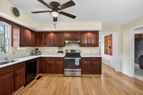 3235 Pin Oak Drive Rockingham VA 22801