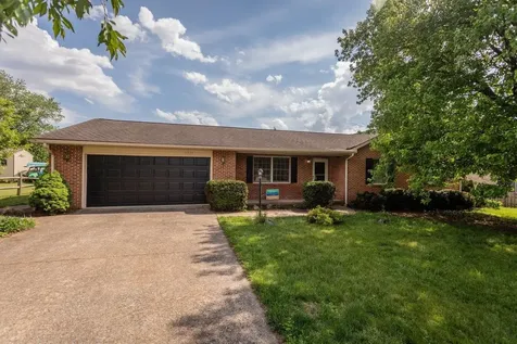 3235 Pin Oak Drive Rockingham VA 22801