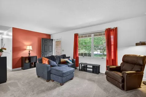 3235 Pin Oak Drive Rockingham VA 22801