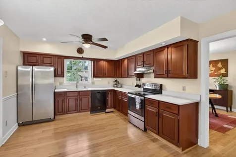 3235 Pin Oak Drive Rockingham VA 22801