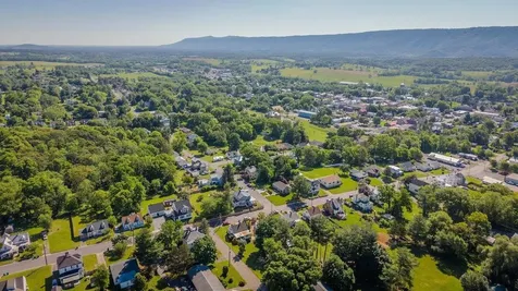 420 Spring Street W Woodstock VA 22664