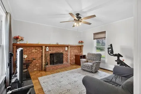 420 Spring Street W Woodstock VA 22664