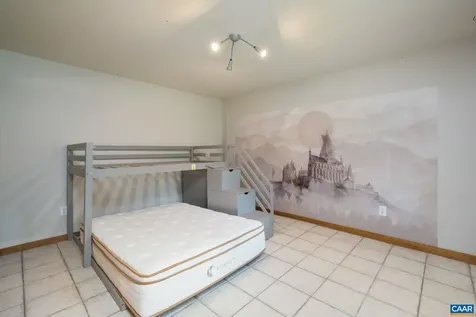 3292 East Side Highway Grottoes VA 24441