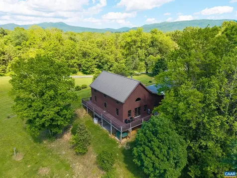 3292 East Side Highway Grottoes VA 24441