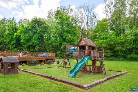 3292 East Side Highway Grottoes VA 24441