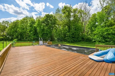 3292 East Side Highway Grottoes VA 24441