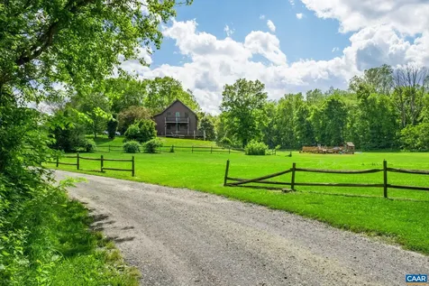 3292 East Side Highway Grottoes VA 24441